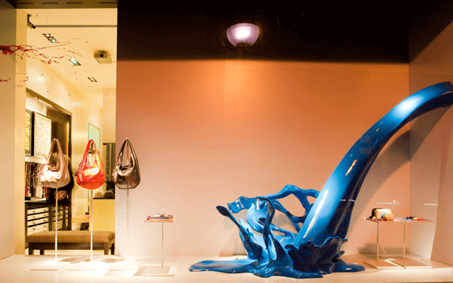 Window dressing at retail: we learn from Loewe